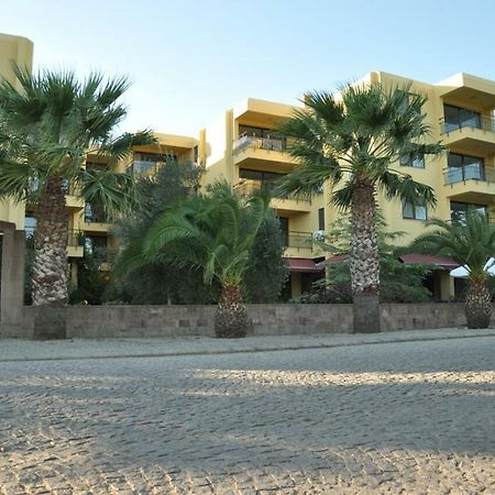 Palm Court Suites Ayvalik Exterior photo