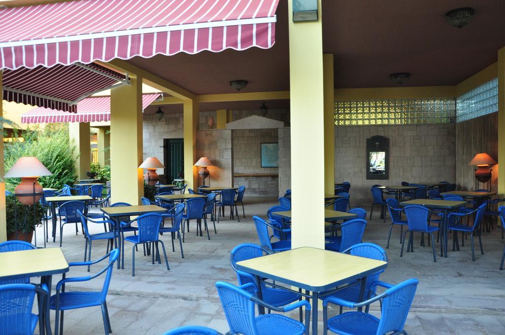 Palm Court Suites Ayvalik Exterior photo